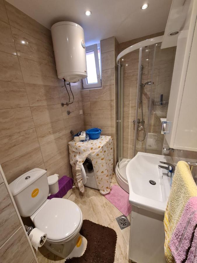 City Centar Apartment Тиват Экстерьер фото